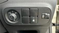 Citroen C3 1.2 PureTech Plus 5dr Petrol Hatchback